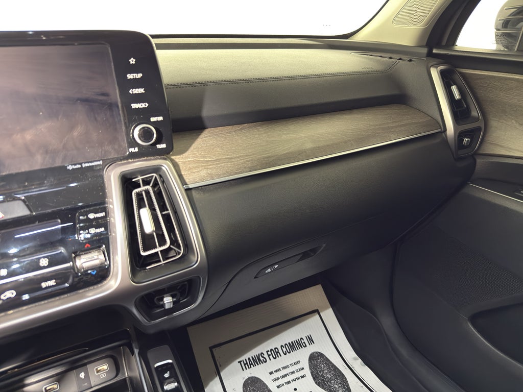 2023 Kia Sorento X-Line EX