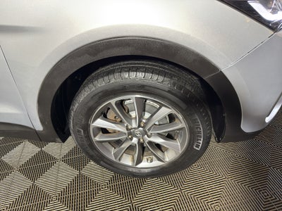 2017 Hyundai Santa Fe XL SE