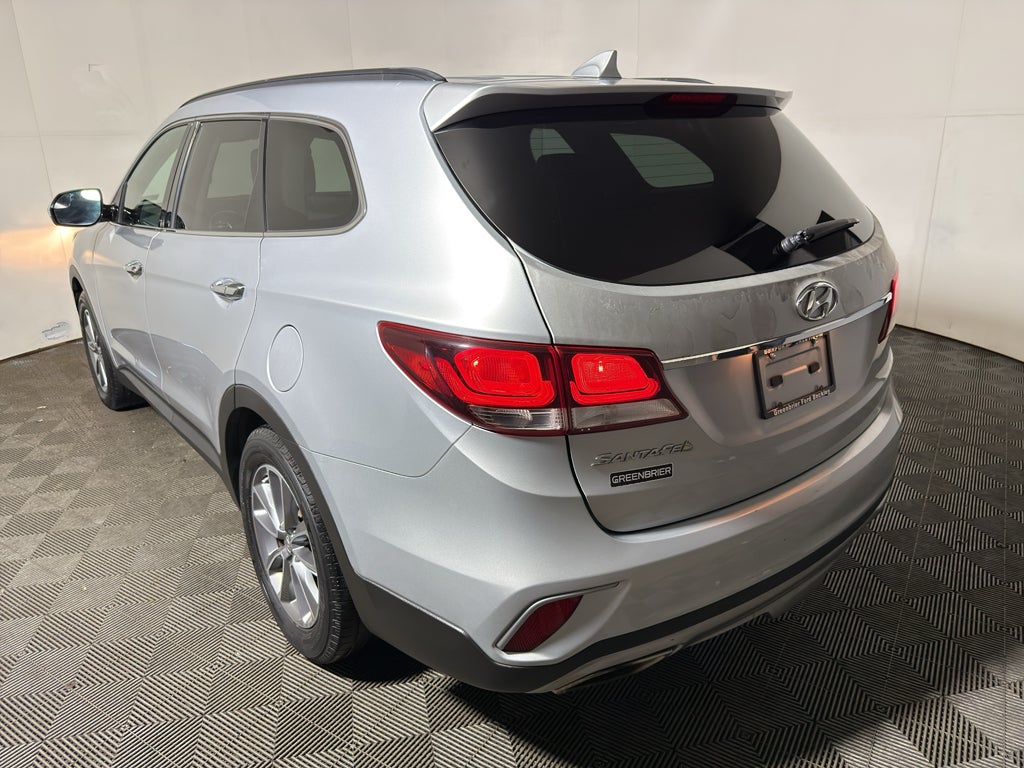 2017 Hyundai Santa Fe XL SE