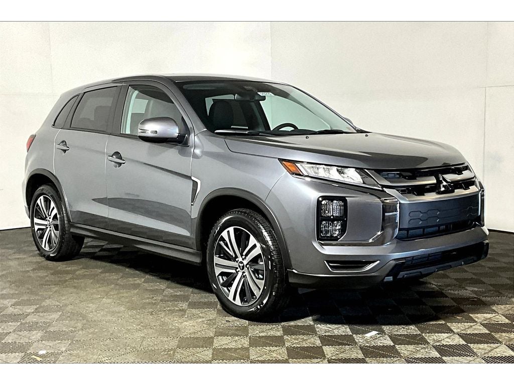 2025 Mitsubishi Outlander Sport SE