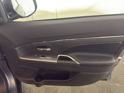 2025 Mitsubishi Outlander Sport SE