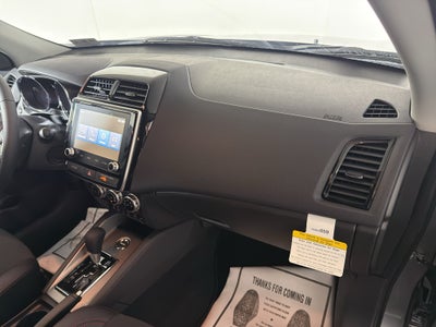 2025 Mitsubishi Outlander Sport SE