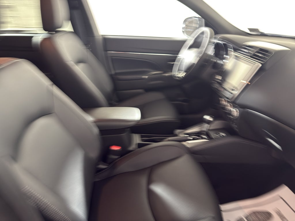 2025 Mitsubishi Outlander Sport SEL