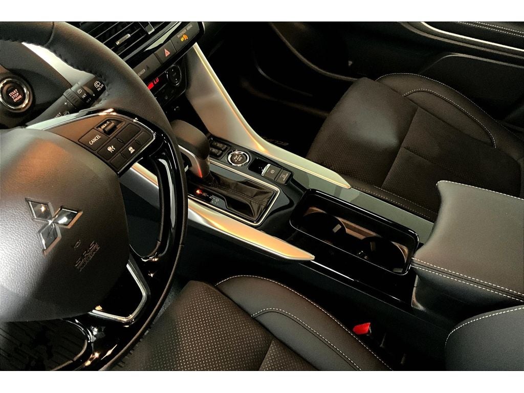 2025 Mitsubishi Eclipse Cross SE