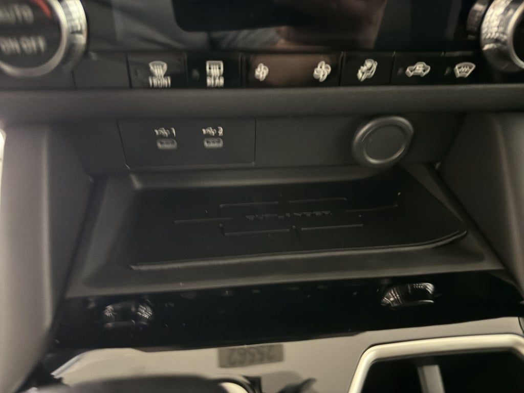 2025 Mitsubishi Outlander ES