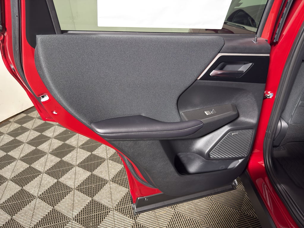 2025 Mitsubishi Outlander ES