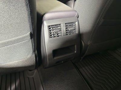 2025 Mitsubishi Outlander ES