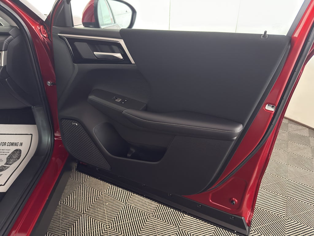 2025 Mitsubishi Outlander ES