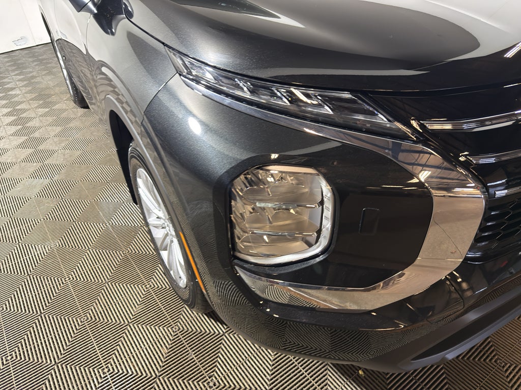 2025 Mitsubishi Outlander ES