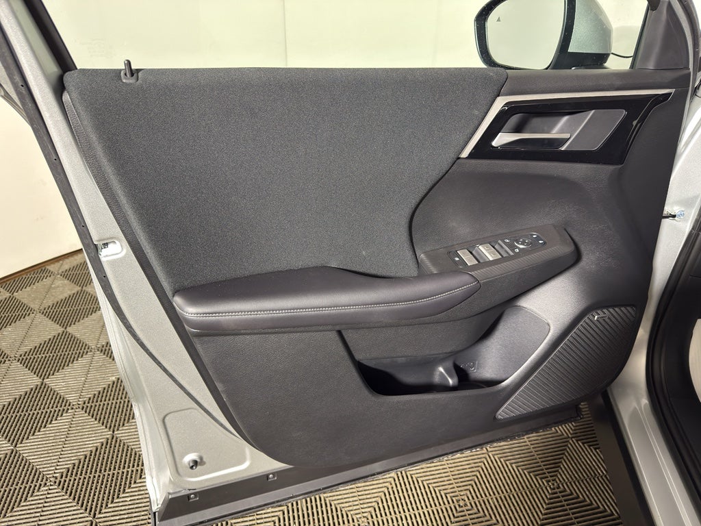 2026 Mitsubishi Outlander ES