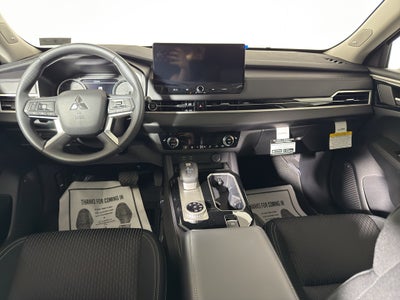 2026 Mitsubishi Outlander ES