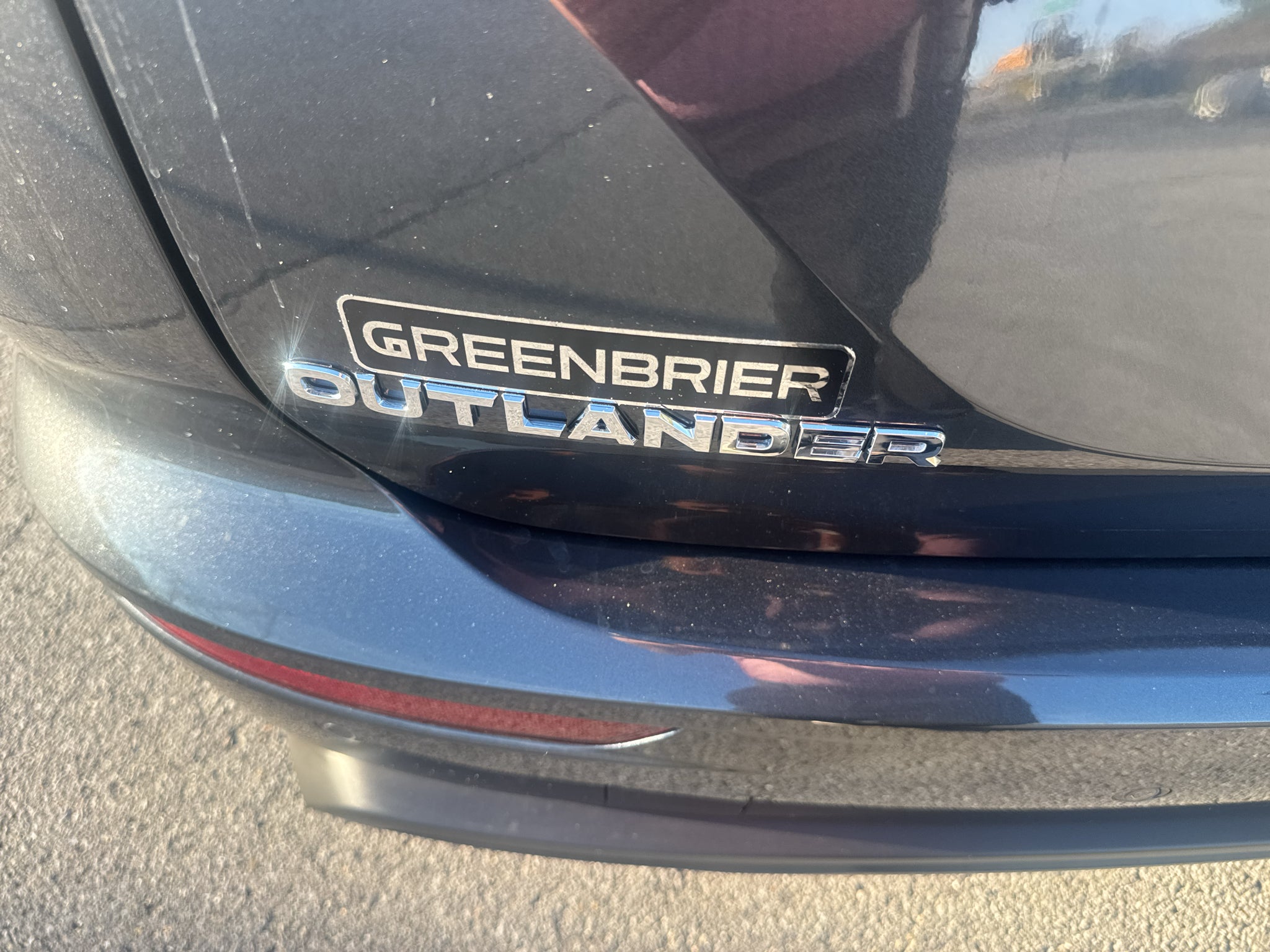 2026 Mitsubishi Outlander ES