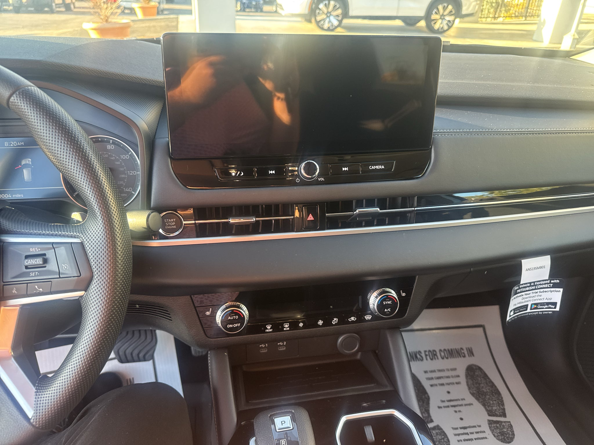 2026 Mitsubishi Outlander ES
