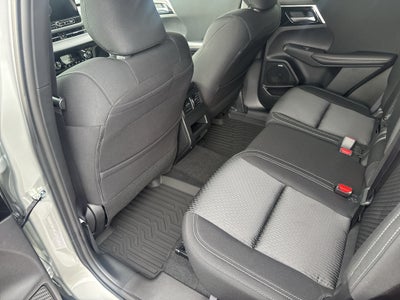 2026 Mitsubishi Outlander ES