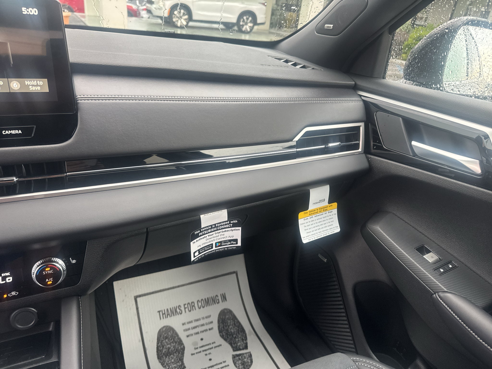 2026 Mitsubishi Outlander LE