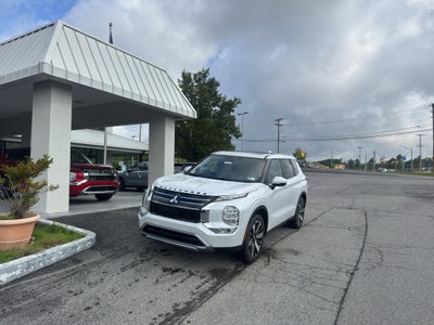2026 Mitsubishi Outlander SE
