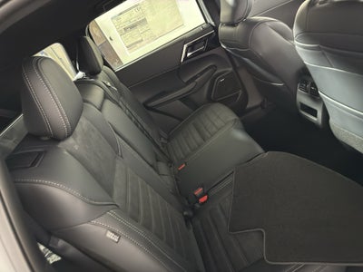 2026 Mitsubishi Outlander LE