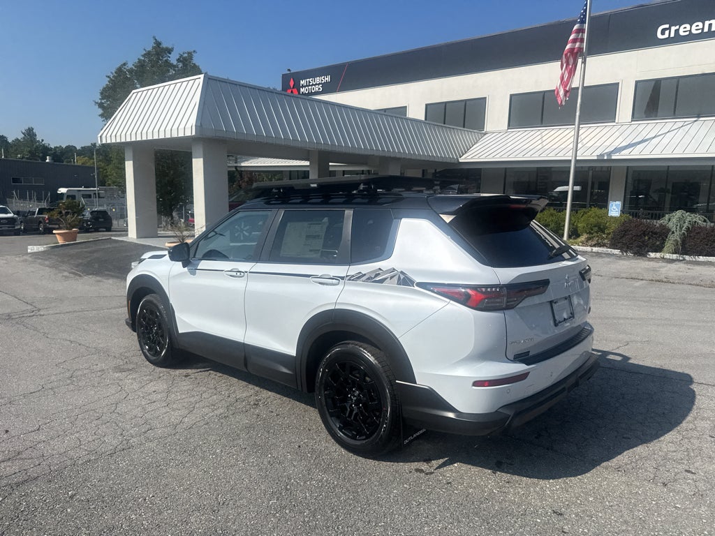2026 Mitsubishi Outlander Trail Edition