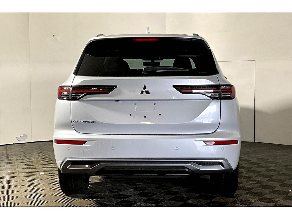 2025 Mitsubishi Outlander SEL