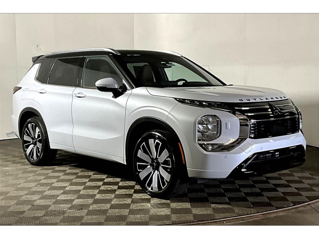 2025 Mitsubishi Outlander SEL
