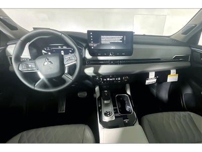 2025 Mitsubishi Outlander Platinum Edition