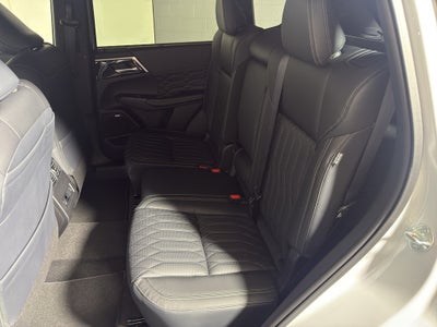 2026 Mitsubishi Outlander SEL