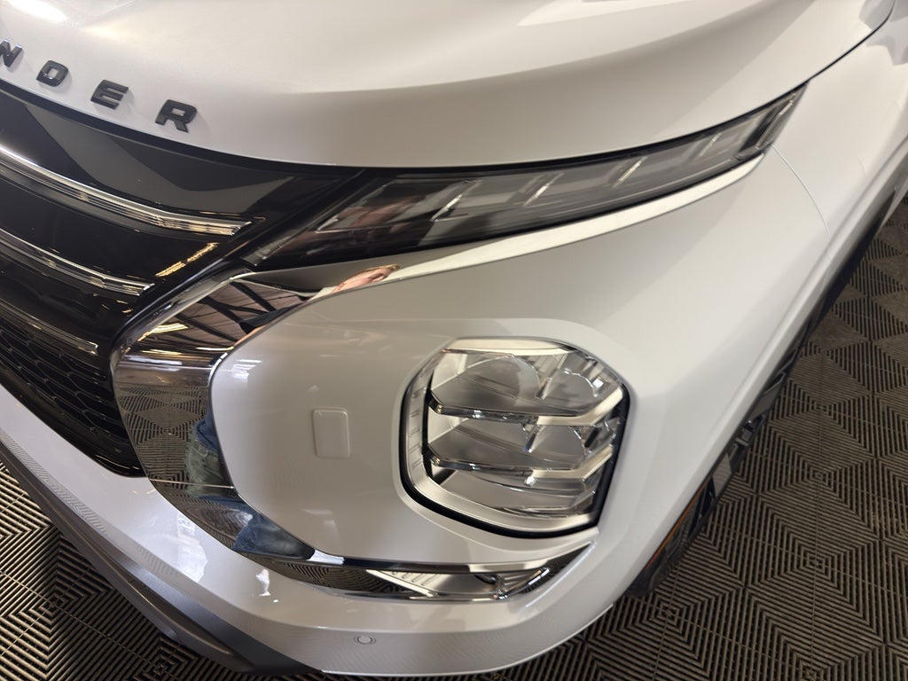 2026 Mitsubishi Outlander SEL