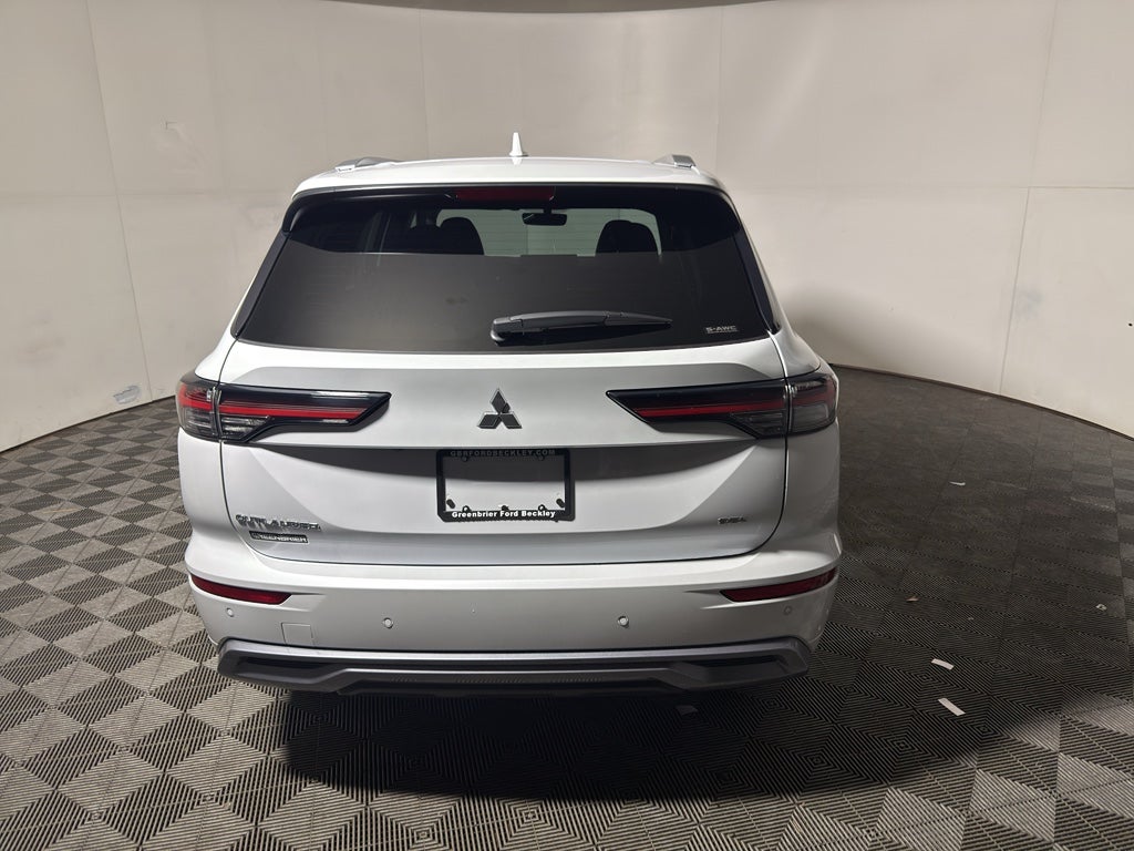 2026 Mitsubishi Outlander SEL