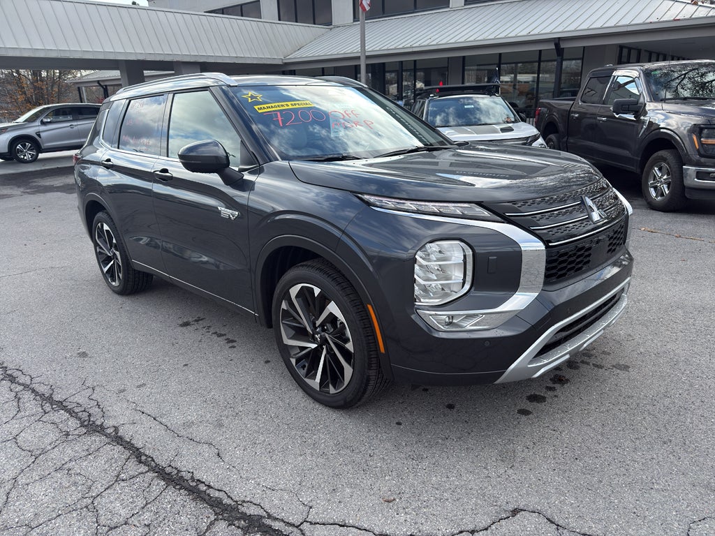 2025 Mitsubishi Outlander PHEV SEL