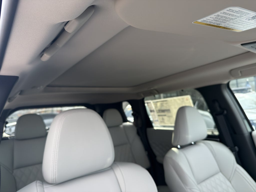 2025 Mitsubishi Outlander PHEV SEL