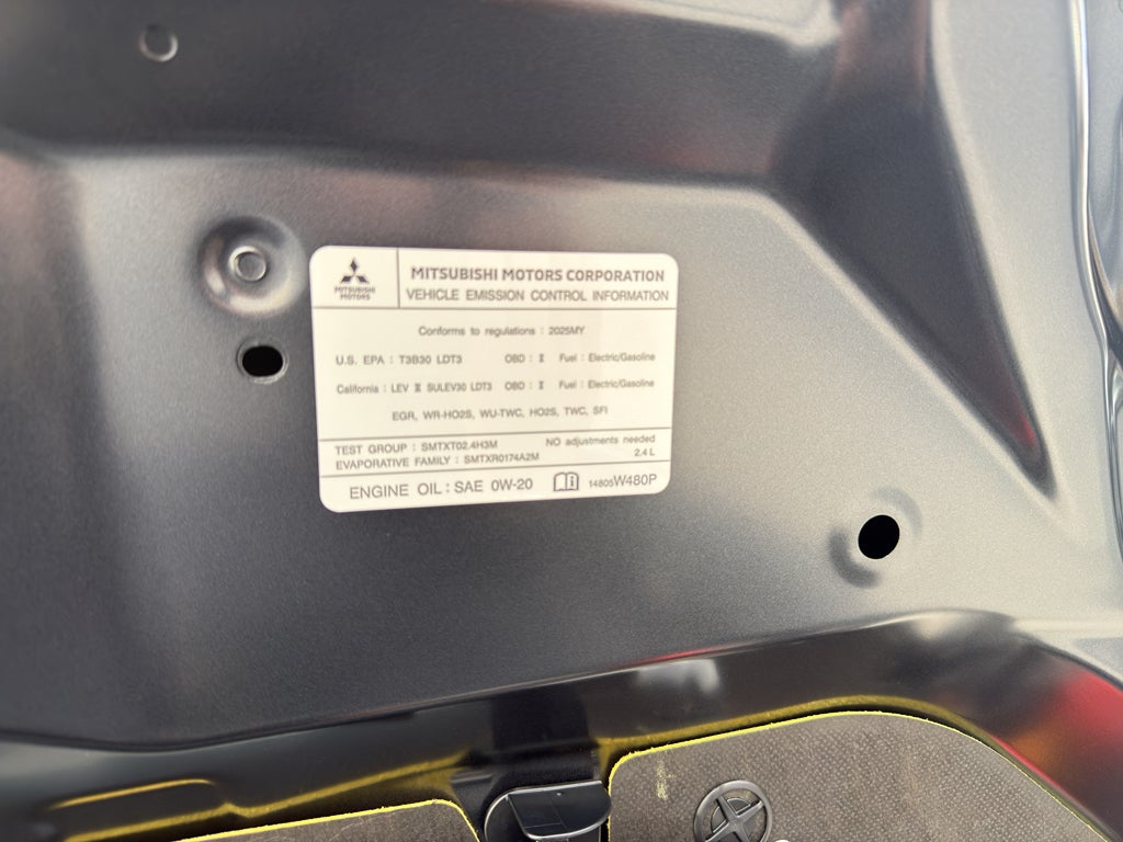 2025 Mitsubishi Outlander PHEV SEL