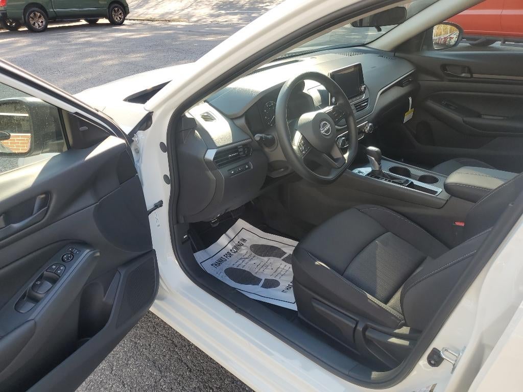 2025 Nissan Altima S