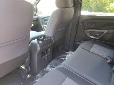 2024 Nissan Titan SV