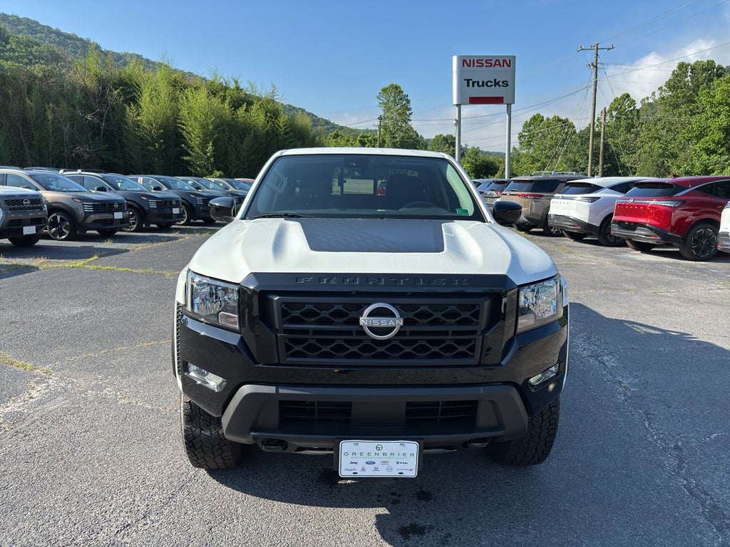 2024 Nissan Frontier SV