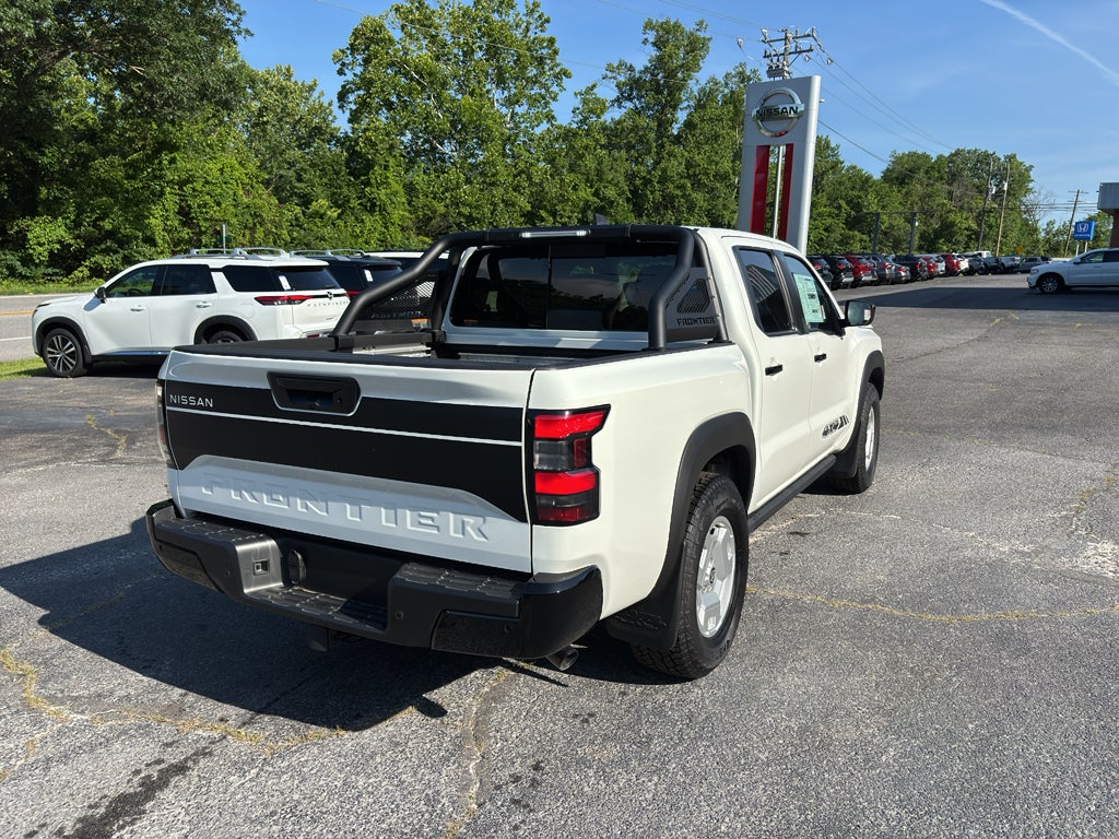 2024 Nissan Frontier SV