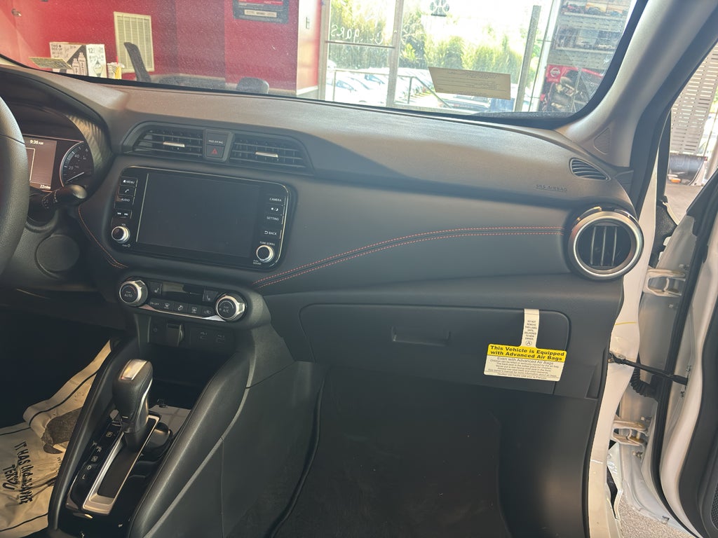 2025 Nissan Versa SR