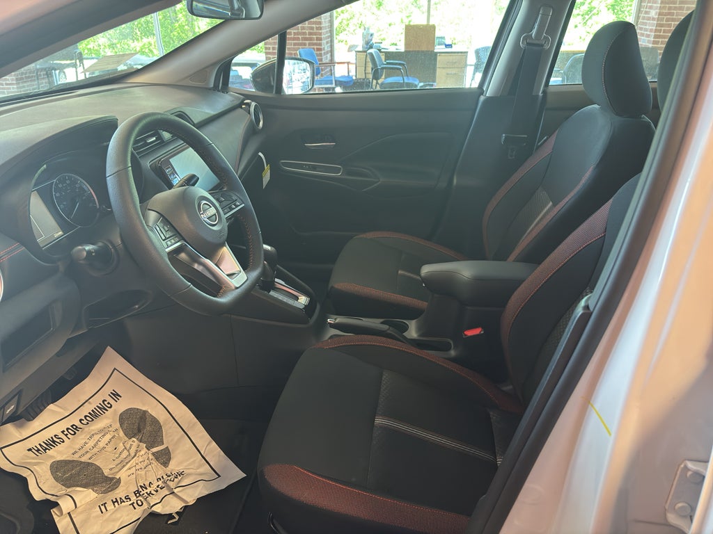 2025 Nissan Versa SR