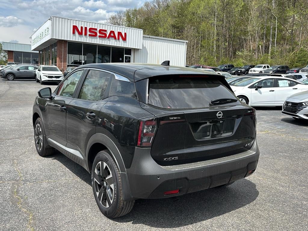 2025 Nissan Kicks SV