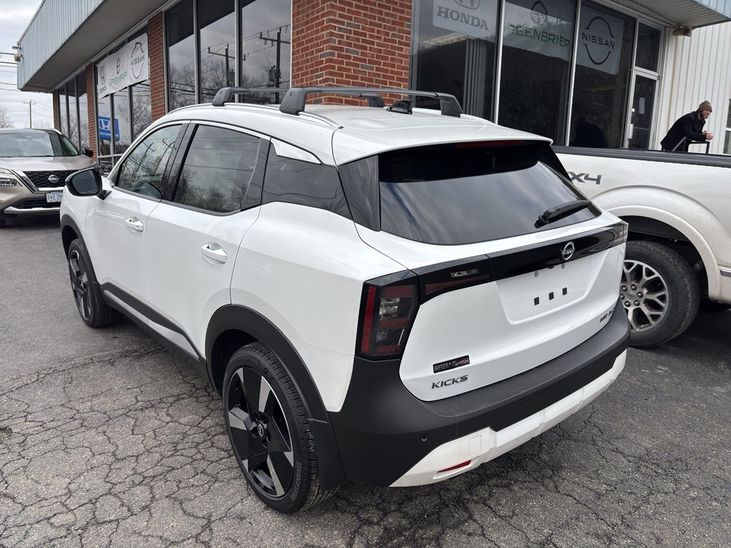 2026 Nissan Kicks SR