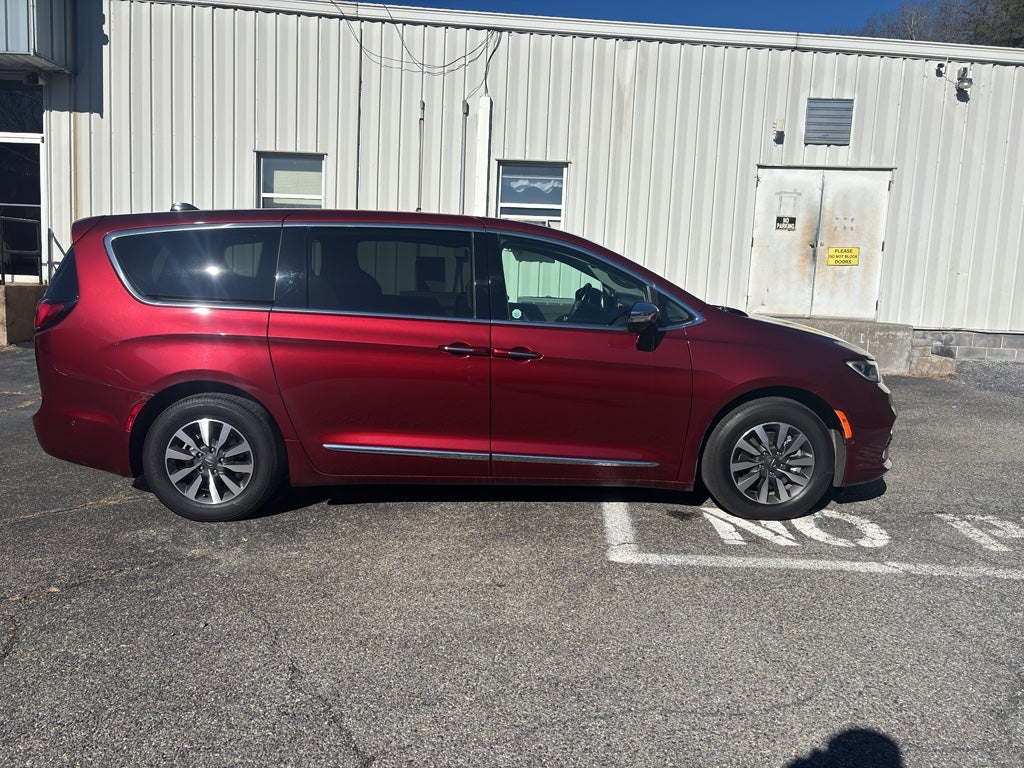 2023 Chrysler Pacifica Hybrid Limited