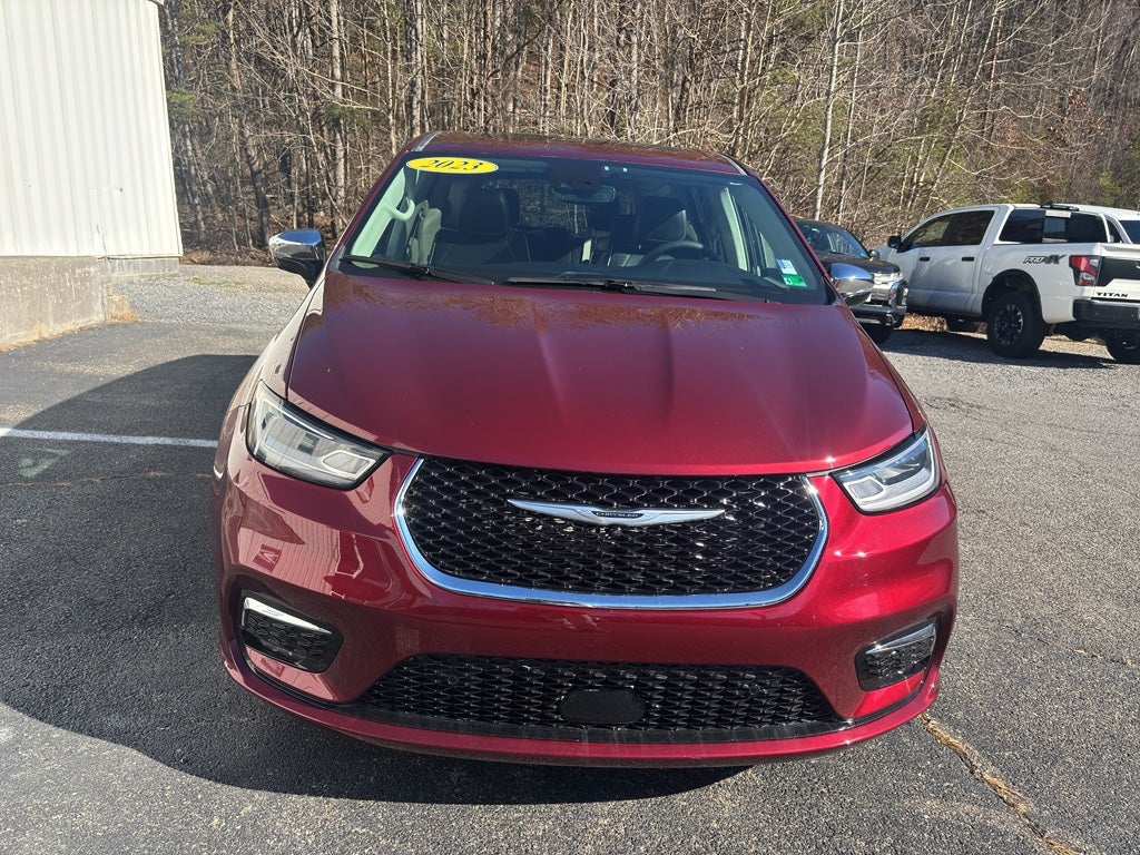 2023 Chrysler Pacifica Hybrid Limited