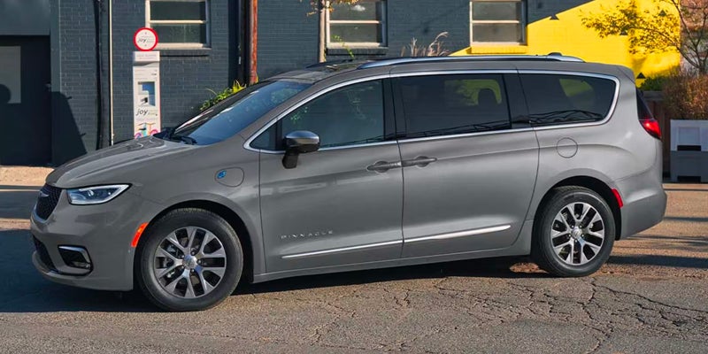 Chrysler Pacifica Hybrid Covington, VA